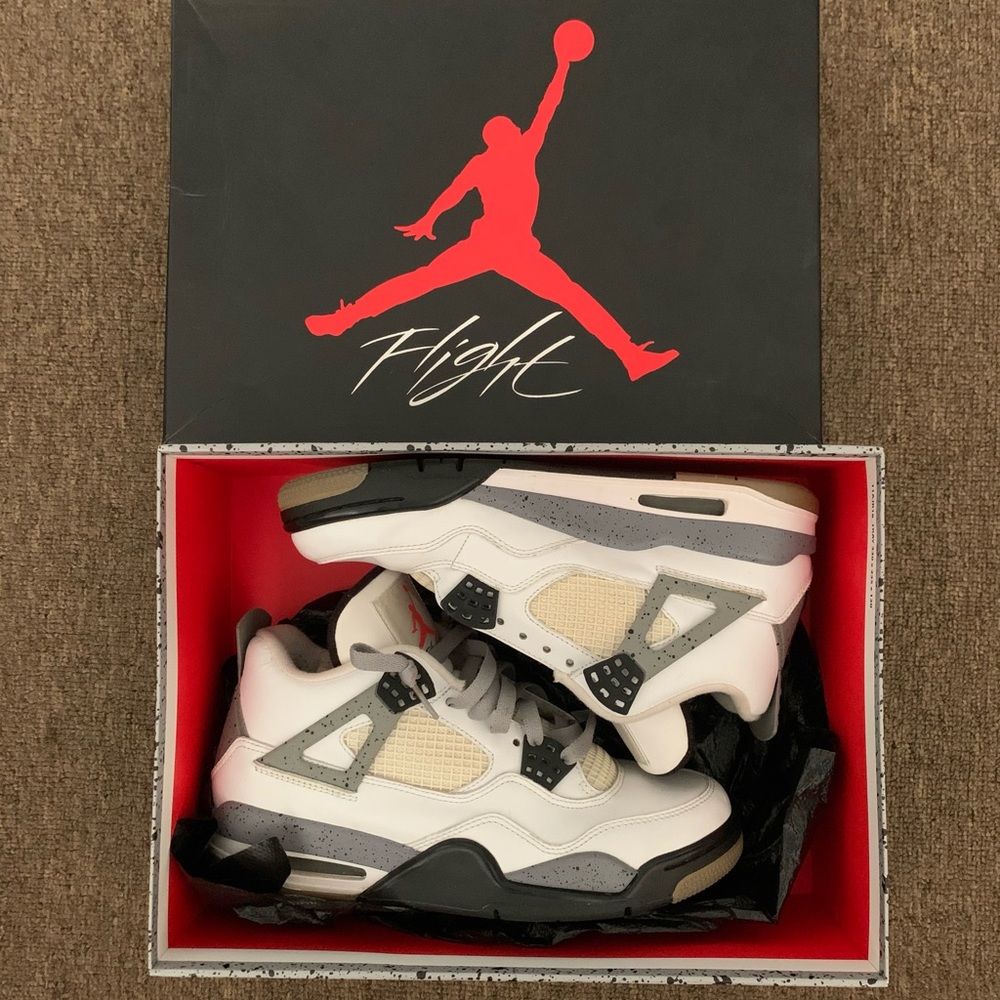 Nike Air Jordan retro concrete 4s